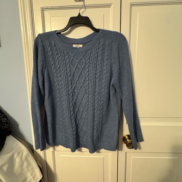 Croft & Barrow Light Blue Cable Knit Sweater. Simple yet elegant. - Picture 2 of 9